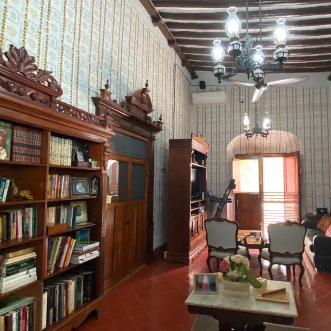 Hacineda Iztincab Palomeque biblioteca